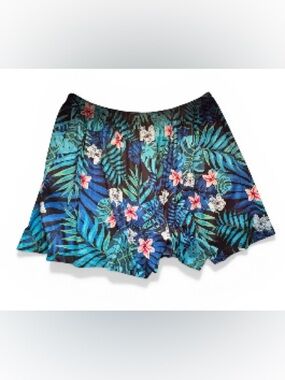 NWOT- 3XL  Floral Blue High-Waist Shorts & Navy white pinstripe lounge 
Set of 2